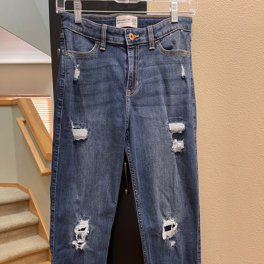 Abercrombie Kids Ripped Mini-Mom Jean